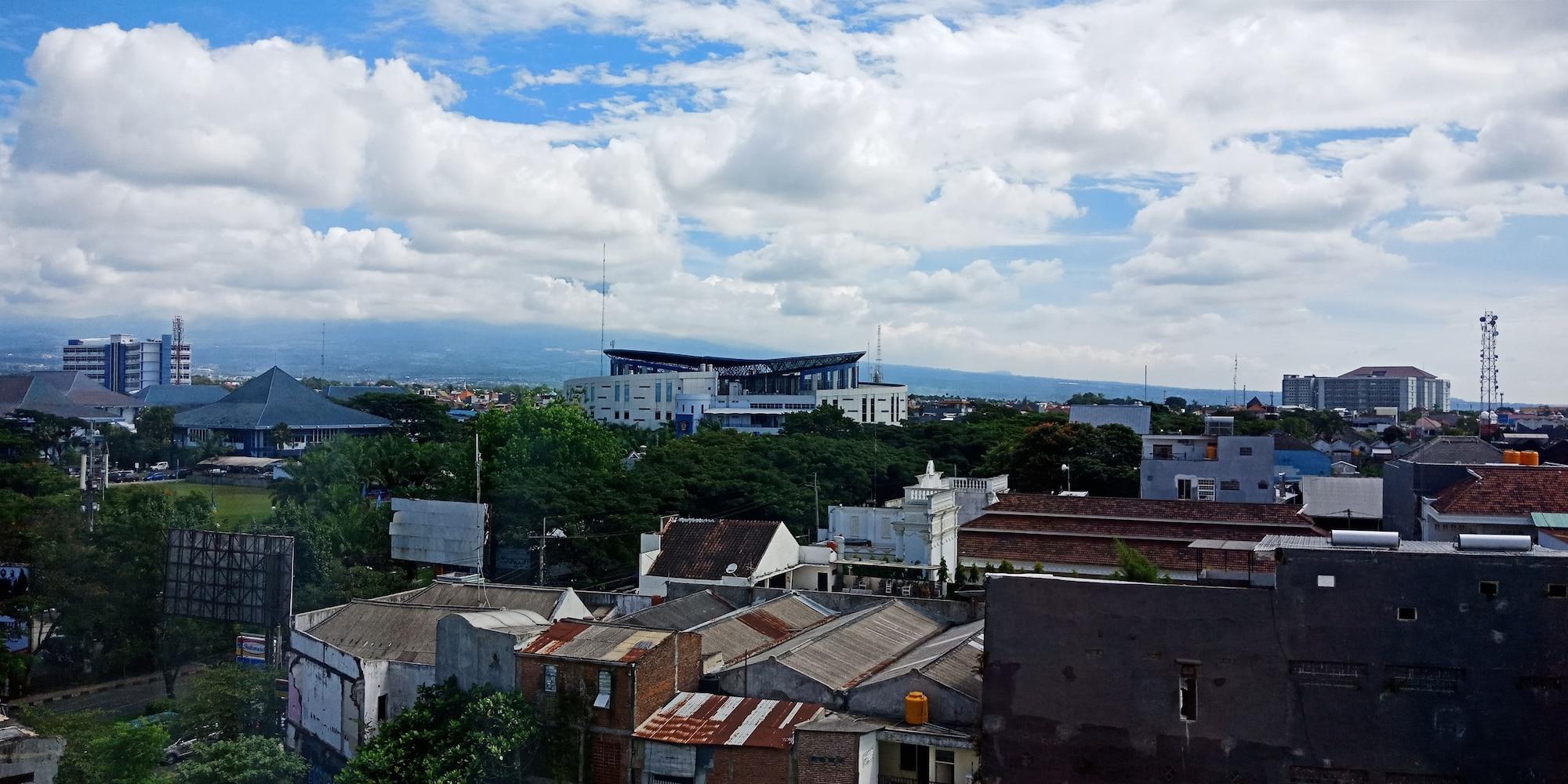 Everyday Smart Hotel - Malang Exteriér fotografie