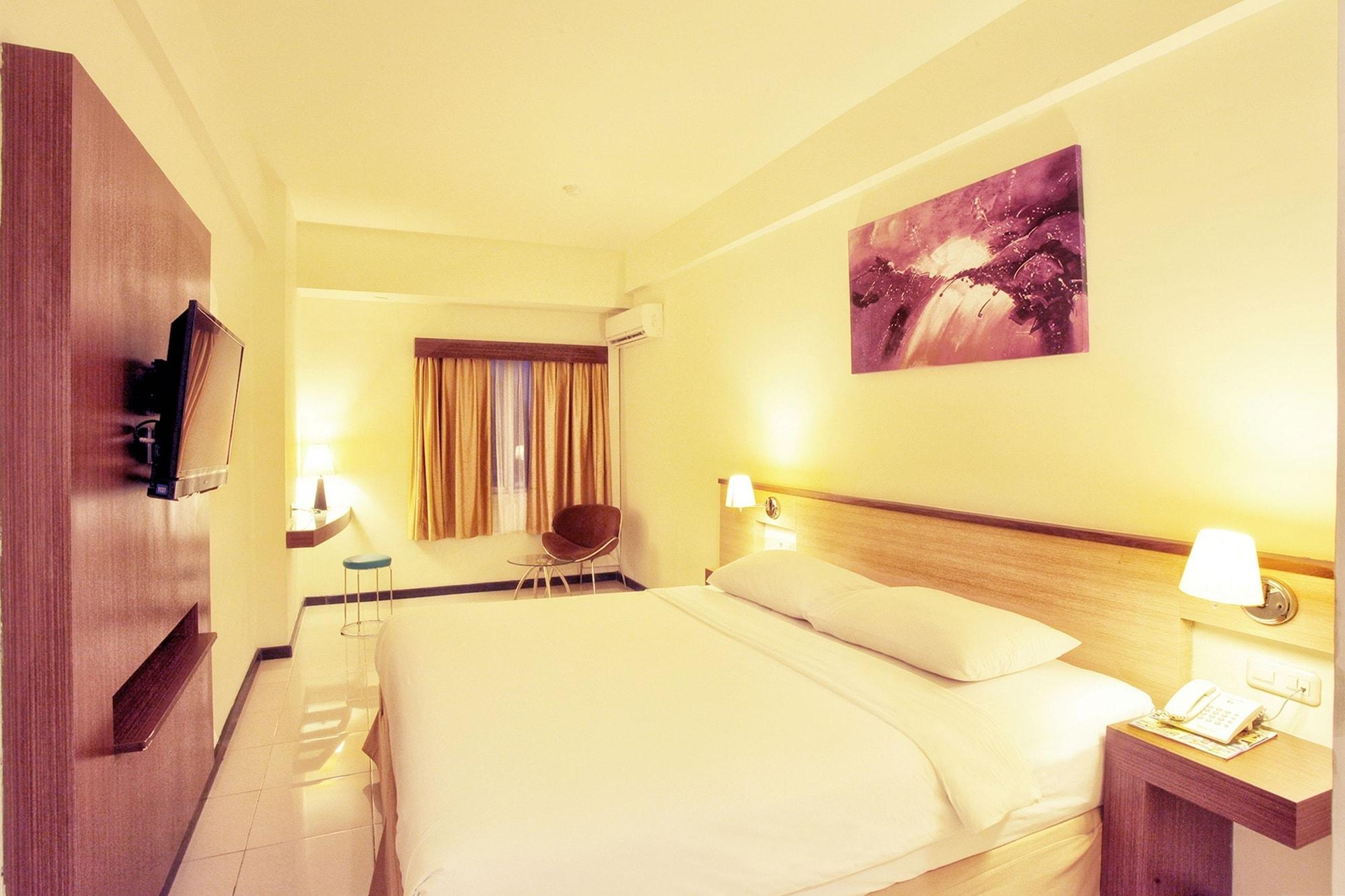 Everyday Smart Hotel - Malang Exteriér fotografie