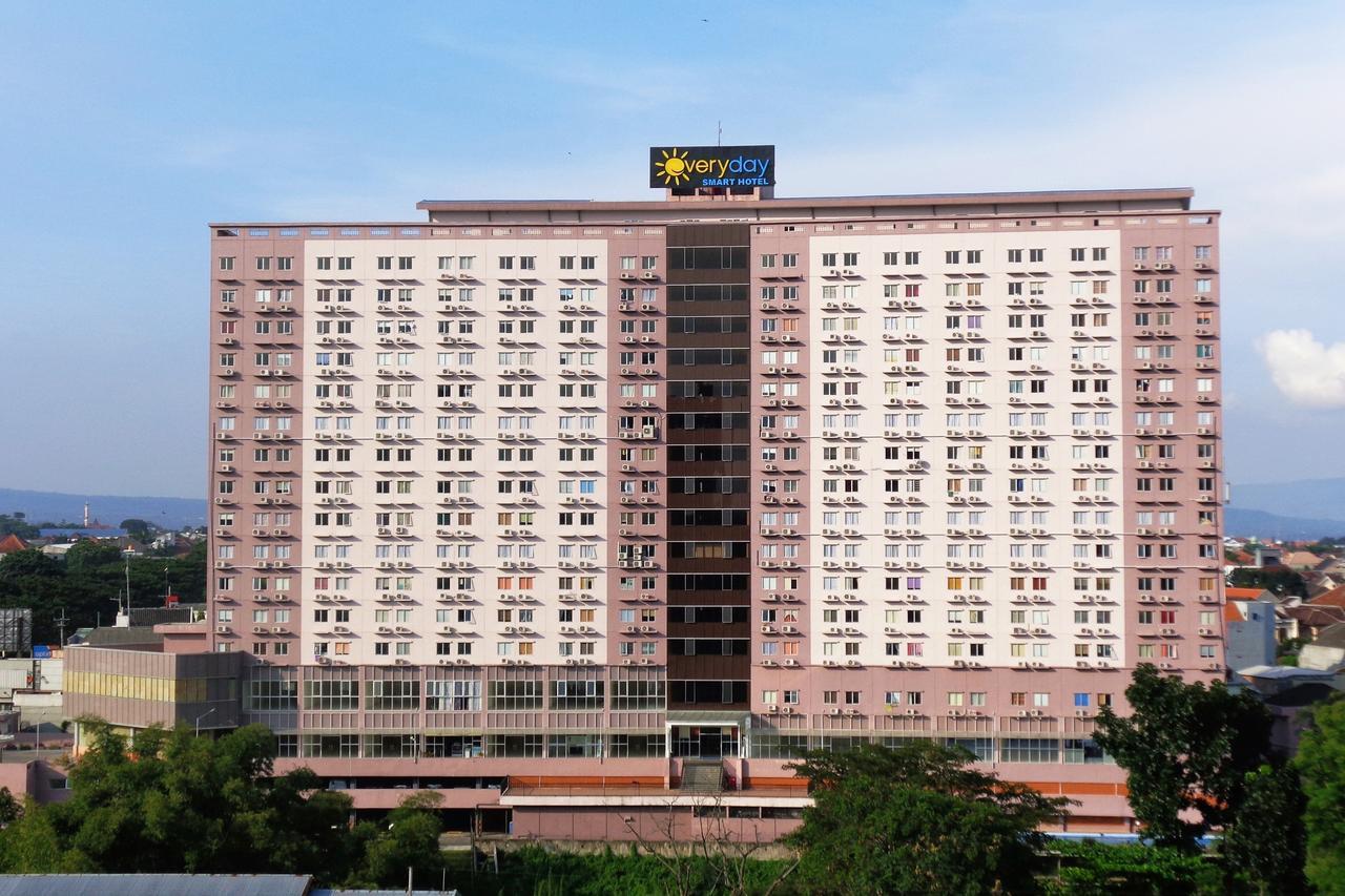 Everyday Smart Hotel - Malang Exteriér fotografie