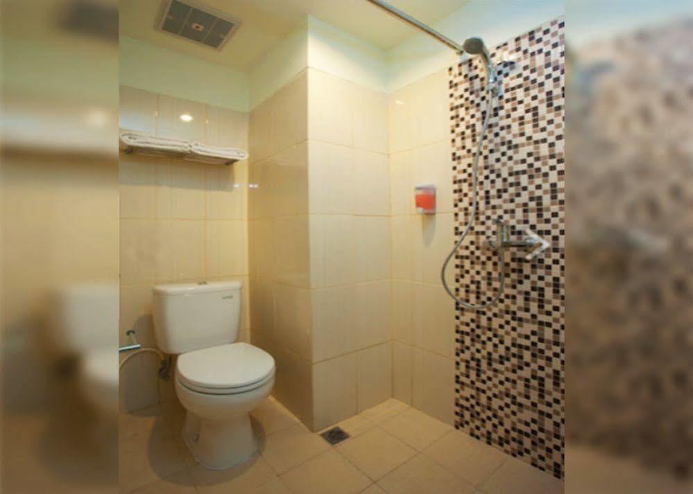 Everyday Smart Hotel - Malang Exteriér fotografie